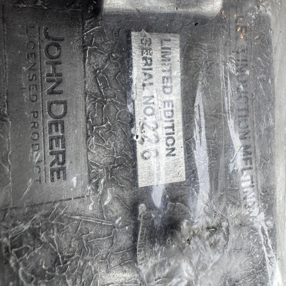 John Deere Belt Buckle Foundry Waterloo‎ Iowa Induction Melting 2001 No. 228